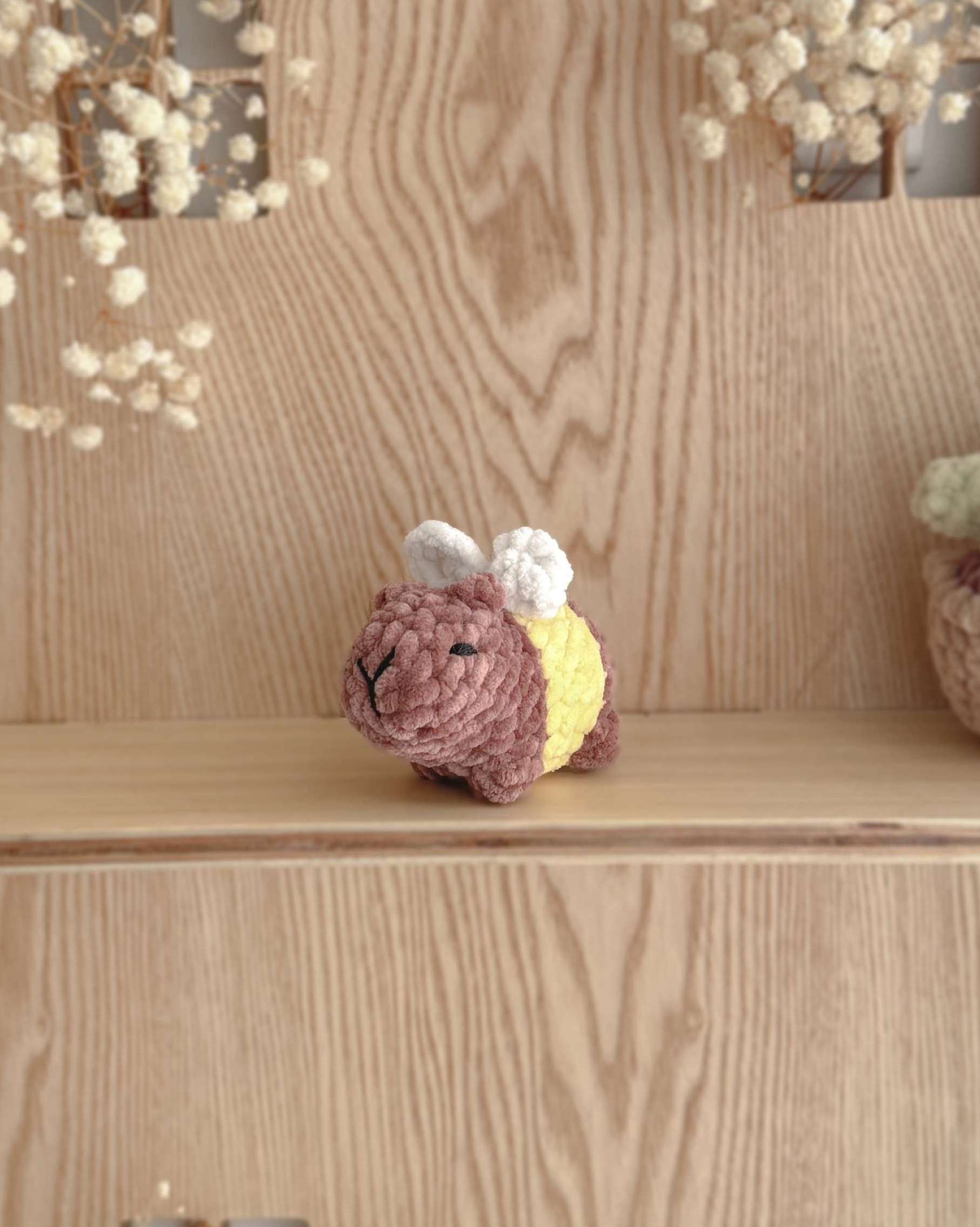 English No-sew Capbeebara Crochet Pattern